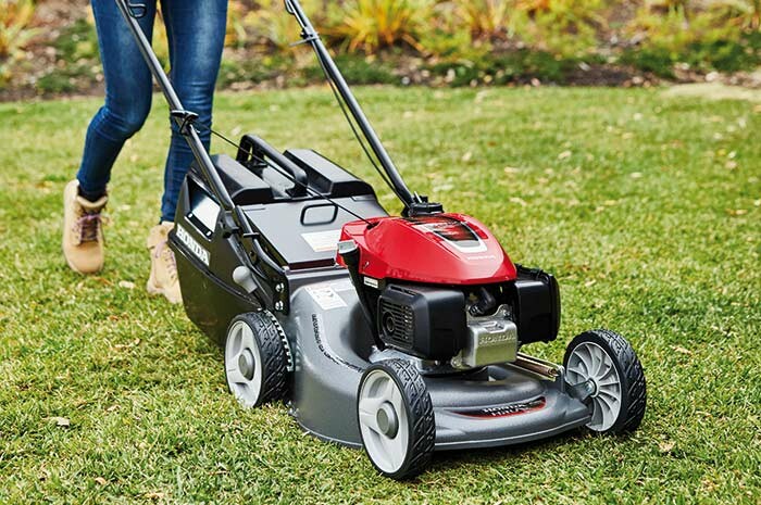 GET YOUR LAWN SORTED FOR SPRING!
