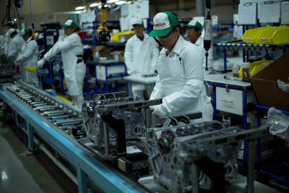 THE WORLD’S LARGEST & MOST TRUSTED ENGINE MAKER