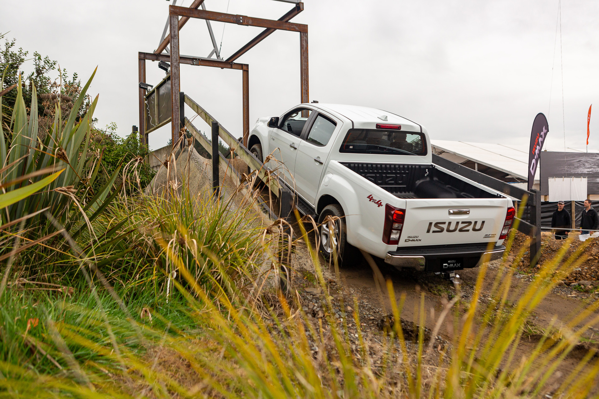 Isuzu Service Contracts | Isuzu Utes NZ