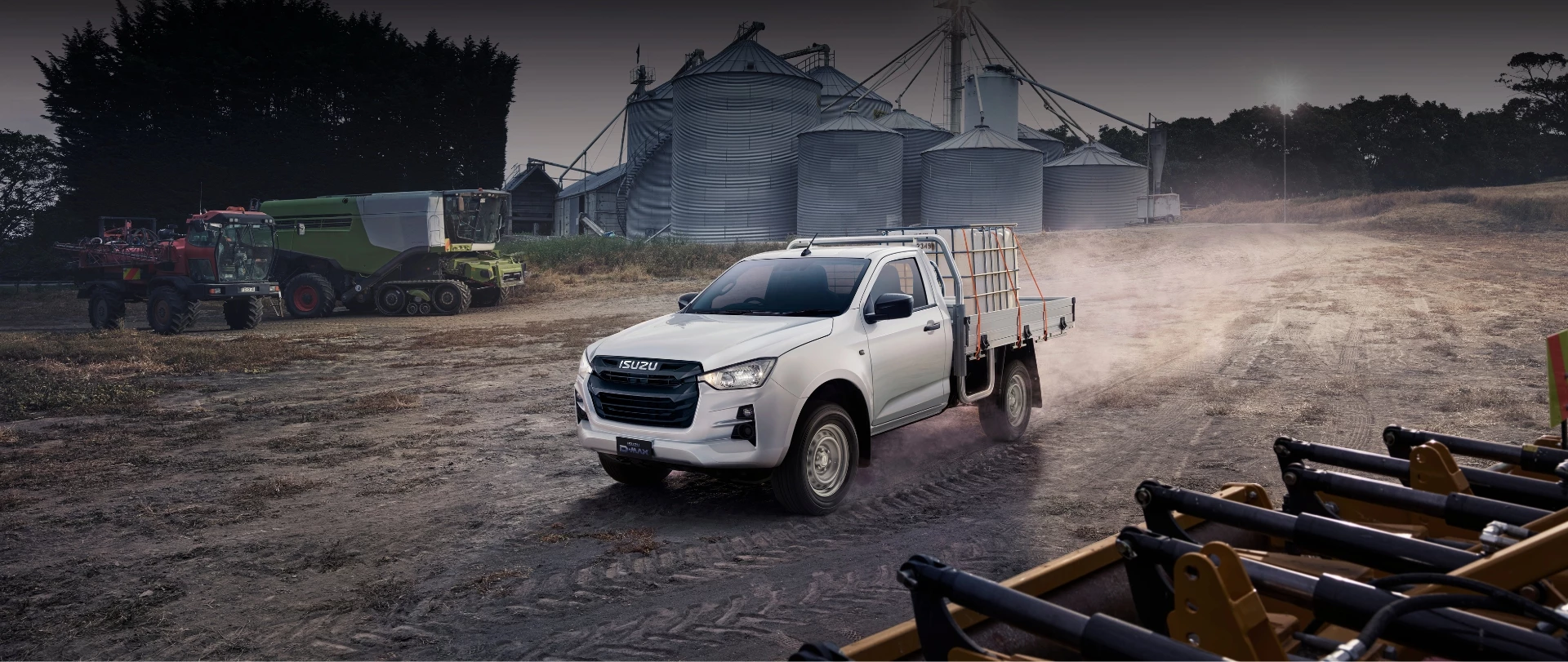 D-Max LX