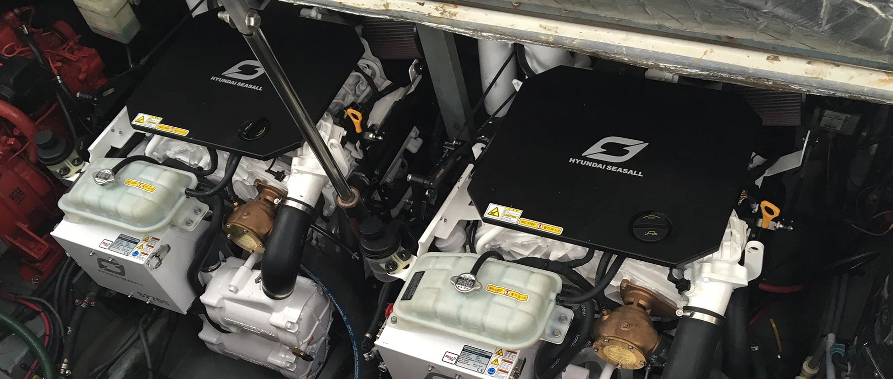 S270HP Engine <br> Stern Drive