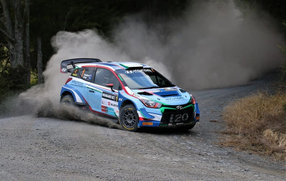 Paddon tick boxes at Whangarei Rally