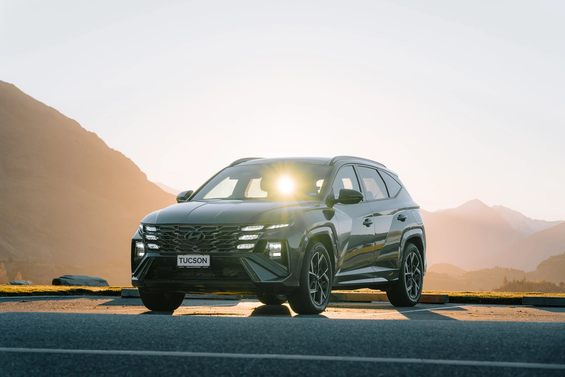 <p><span>The Tucson is available in Hybrid and Plug-in Hybrid. Cutting edge technology allows you to travel further on every drop of fuel including unbeatable refinement. </span></p>