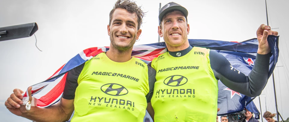 Burling and Tuke win gold on dramatic final day at Hyundai 49er World Champs