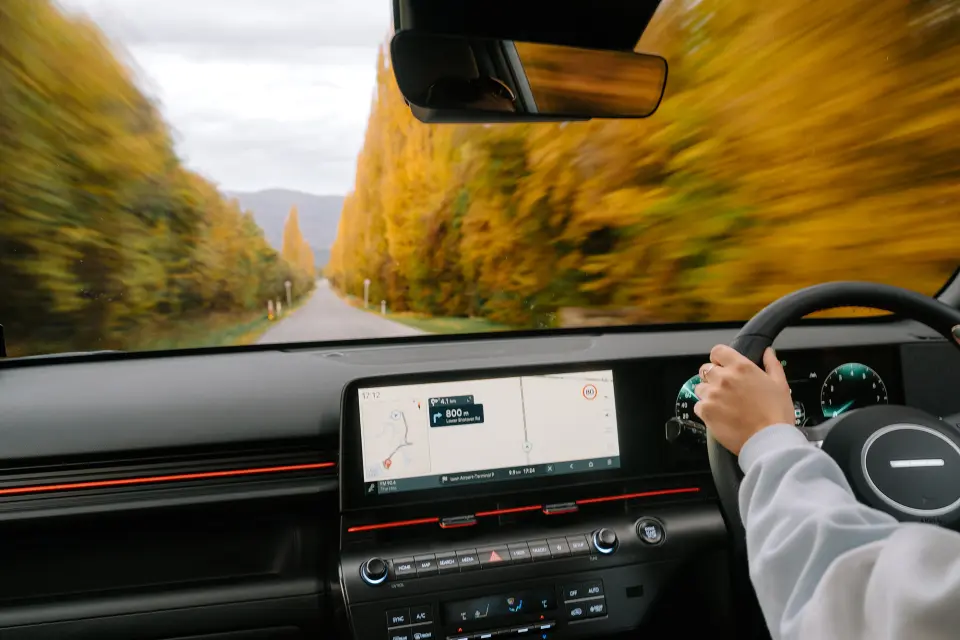 What is a hybrid vehicle?