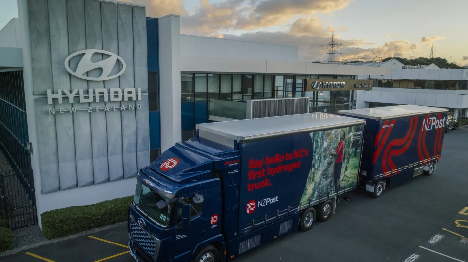 Hyundai hydrogen-powered truck hits 100,000km milestone while delivering for NZ Post